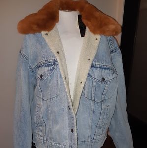 Levi's SHERPA JEAN JACKET *RARE*
